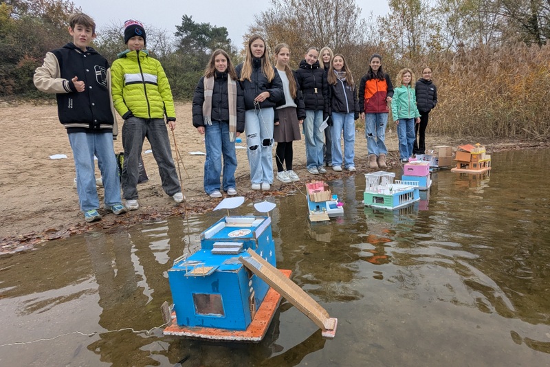 Strandpiraten und Hausboote